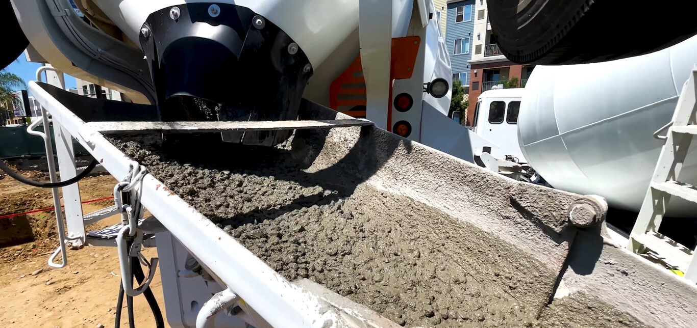 Professional concrete contractor pouring concrete in Compton, CA